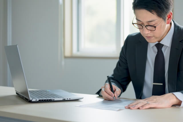 税理士との契約方式の違いと依頼から契約完了までの流れ